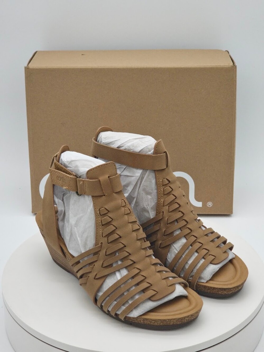 Earth Hattie3 Medium Brown Wedge Sandals Women’s Size 7.5 M